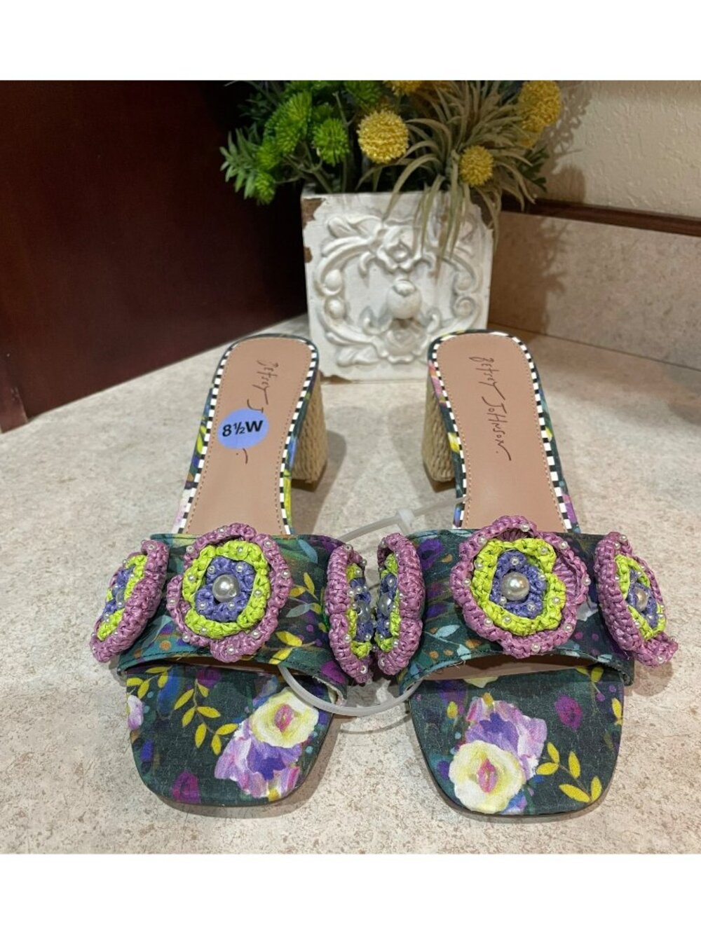 Betsey Johnson Floral & Crochet Embellished Sandals With Raffia Block Heel Size - Picture 2 of 10
